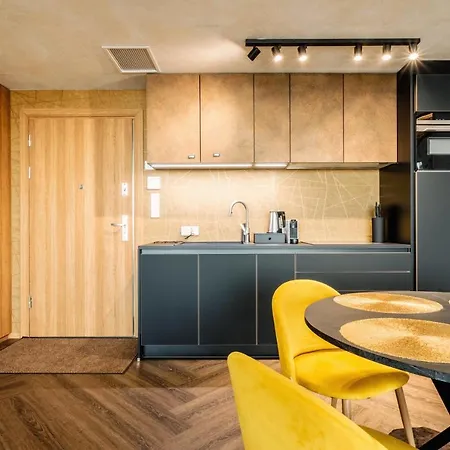 Skyview - Niepowtarzalny Widok I Basen