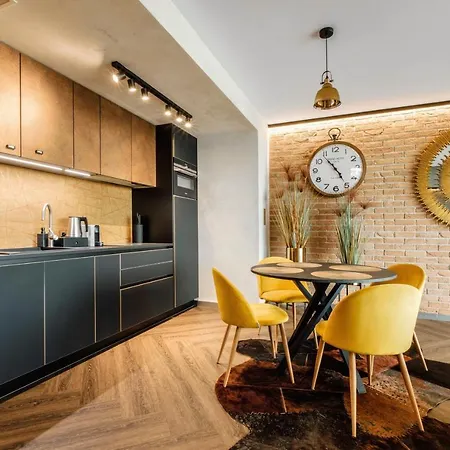 アパート Skyview - Niepowtarzalny Widok I Basen